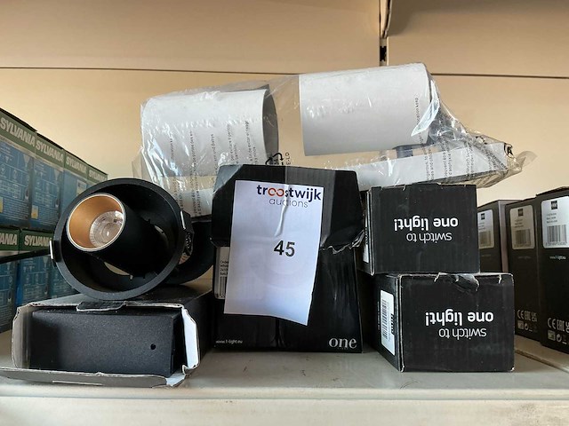 One spots (4x) - afbeelding 1 van  1