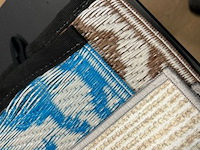 Ong 26 tapijten - afbeelding 8 van  8