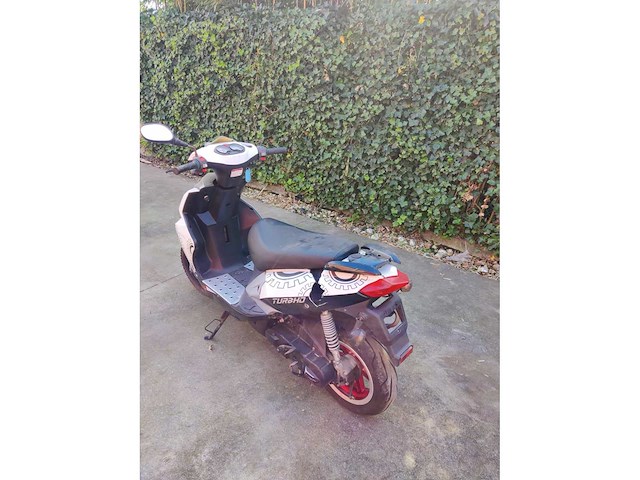 Ongekend - light mopeds & light motorised scooters - afbeelding 4 van  6