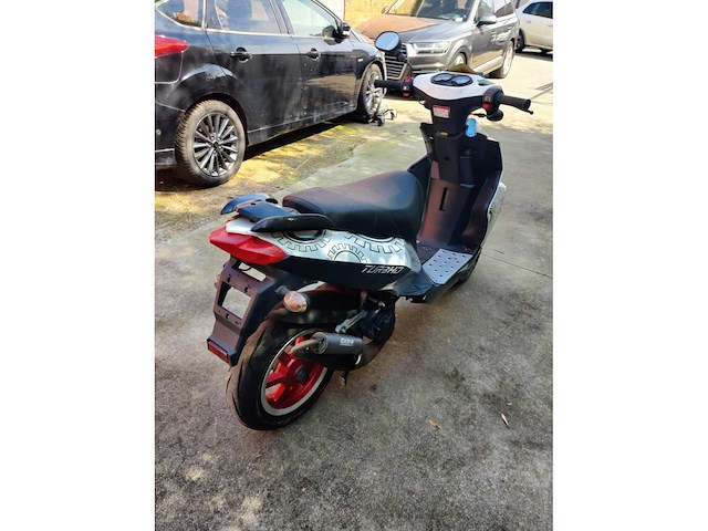 Ongekend - light mopeds & light motorised scooters - afbeelding 6 van  6