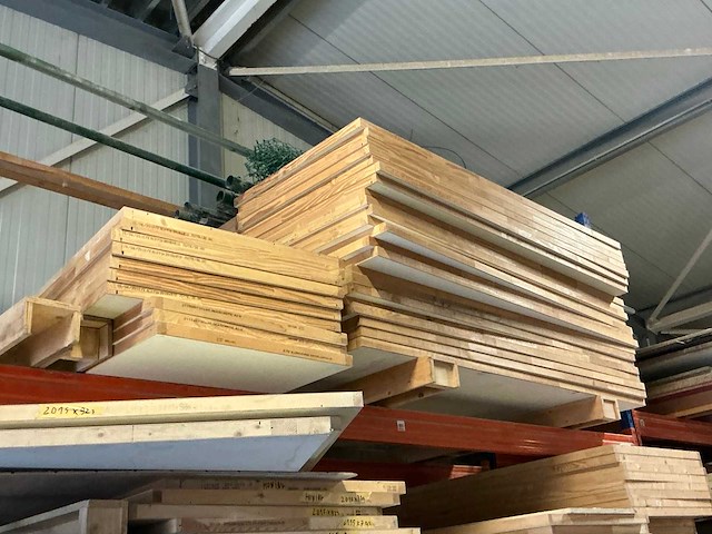 Ongelakte tubespaan schildersdeuren (54x) - afbeelding 1 van  6