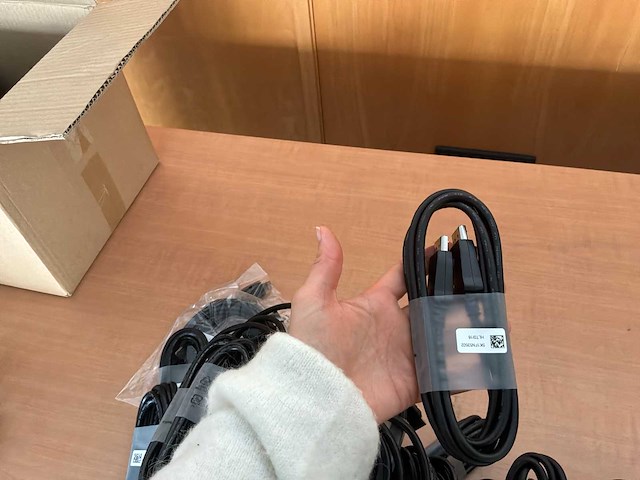 Ongemerkte - displayport en hdmi-kabelpakket - afbeelding 6 van  7