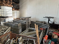 Ongemerkte steigers - 1985 titan tower - afbeelding 9 van  9