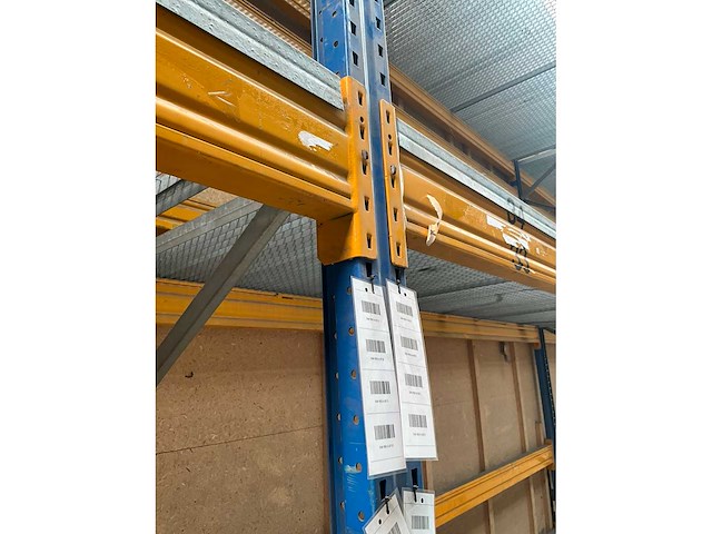 Ongeveer 33,3 lopende meter palletstelling - afbeelding 6 van  17