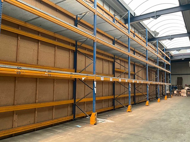 Ongeveer 33,3 lopende meter palletstelling - afbeelding 7 van  17