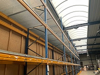Ongeveer 33,3 lopende meter palletstelling - afbeelding 14 van  17
