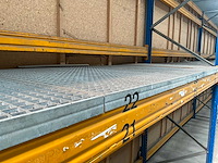 Ongeveer 33,3 lopende meter palletstelling - afbeelding 16 van  17