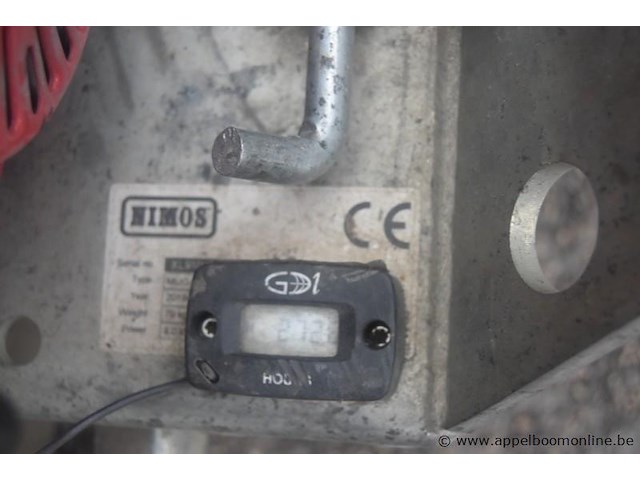 Onkruidborstel, nimos, met honda gx 160 motor, 272 draaiuren, werking niet gekend - afbeelding 3 van  4