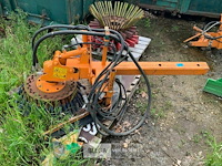Onkruidborstels voor montage op traktor - afbeelding 1 van  6