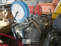 Onkruidbrander hoaf - afbeelding 4 van  6