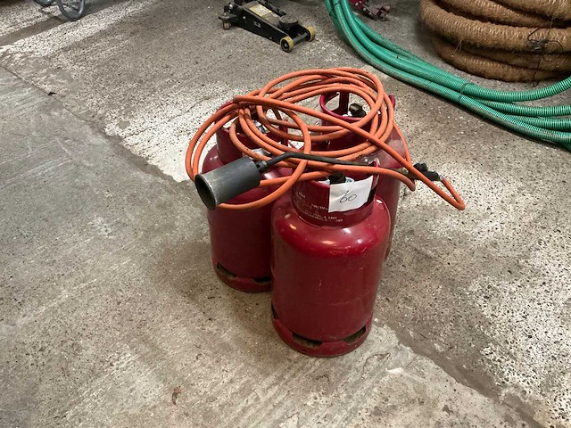 Onkruidbrander - afbeelding 1 van  5