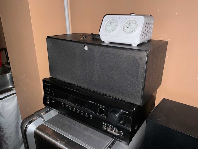 Onkyo - vonix equipment audiospeler - laserprojector - vlamprojector - afbeelding 6 van  12