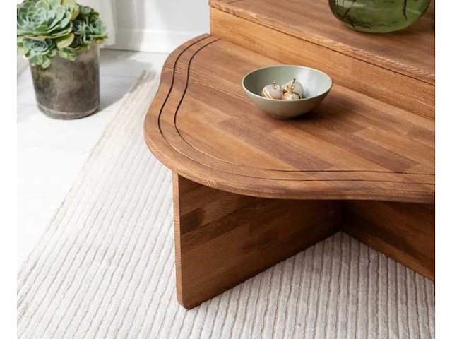 Onregelmatig gevormde houten salontafel - kastanje - afbeelding 4 van  7