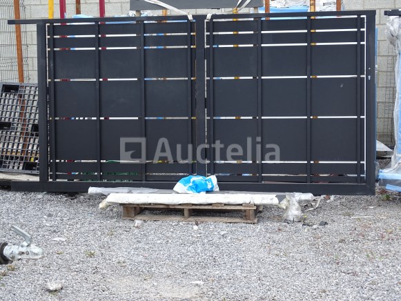 Ontbevoorraad van 3m35 cazals steel black sliding gate (startprijs 225) (zonder reserveprijs)
