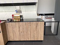 Onthaalmeubel - kassameubel met poortje