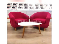 Ontvangstruimte: 2 fauteuils en salontafel - afbeelding 1 van  4