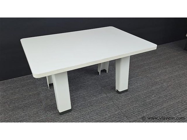 Ontvangstset pedrali / steelcase - afbeelding 8 van  17