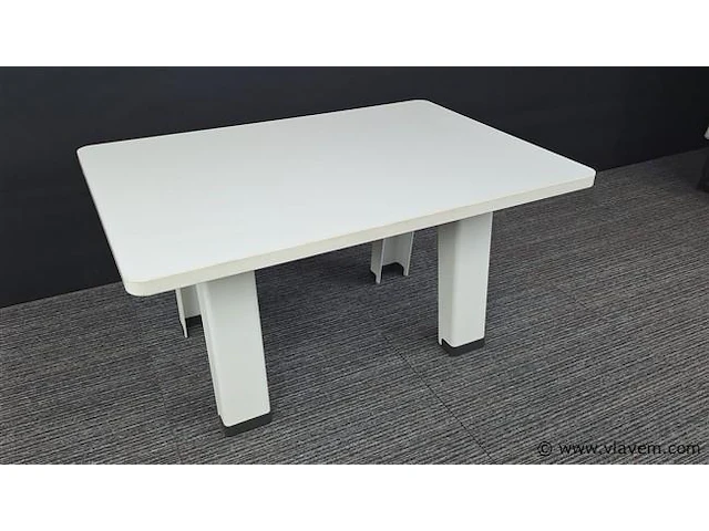 Ontvangstset pedrali / steelcase - afbeelding 8 van  17
