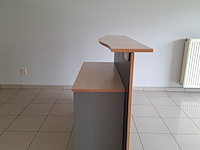 Ontvangsttoog met bureaukast