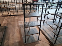 Ontwerpdisplay op wielen - afbeelding 2 van  3