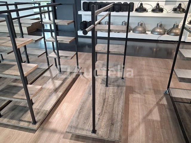 Ontwerpdisplay op wielen - afbeelding 3 van  3