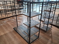 Ontwerpdisplay op wielen - afbeelding 2 van  2