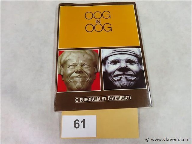 Oog in oog - afbeelding 1 van  3