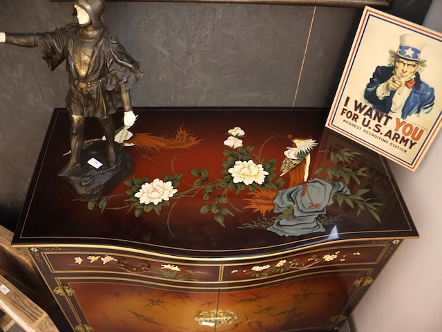 Oosterse kast - afbeelding 4 van  8