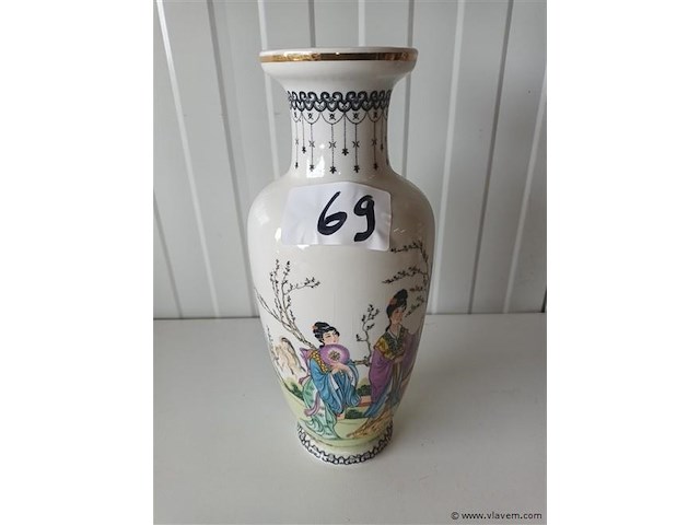 Oosterse vaas - afbeelding 1 van  4