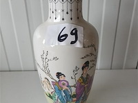 Oosterse vaas - afbeelding 1 van  4