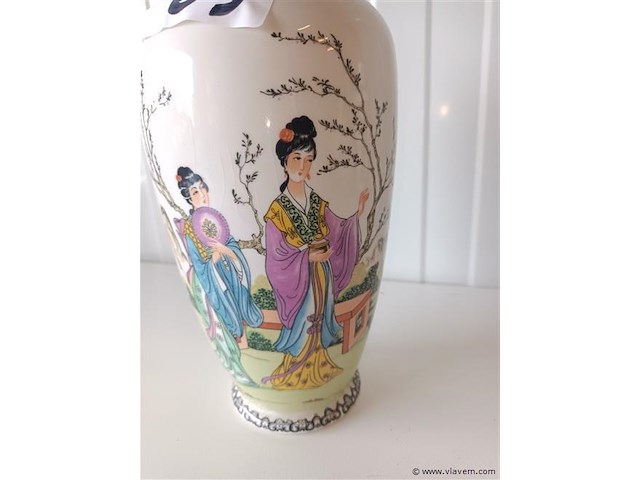 Oosterse vaas - afbeelding 3 van  4