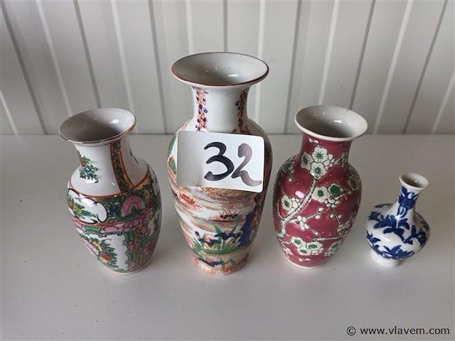 Oosterse vaasjes. 4 stuks - afbeelding 2 van  4
