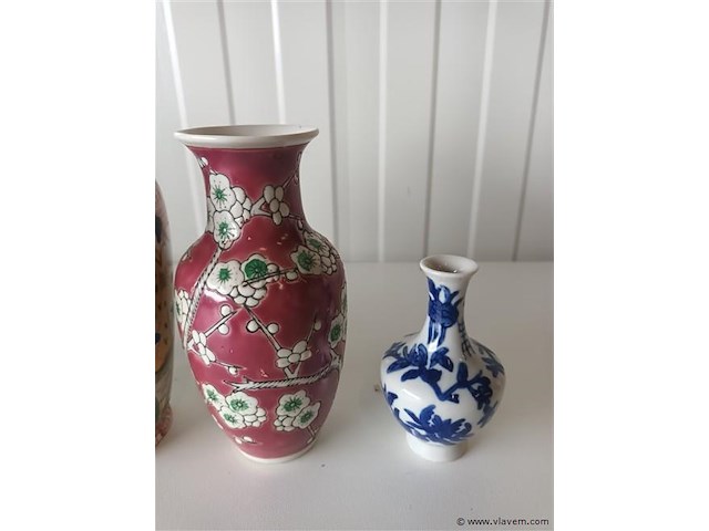 Oosterse vaasjes. 4 stuks - afbeelding 3 van  4