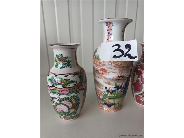 Oosterse vaasjes. 4 stuks - afbeelding 4 van  4