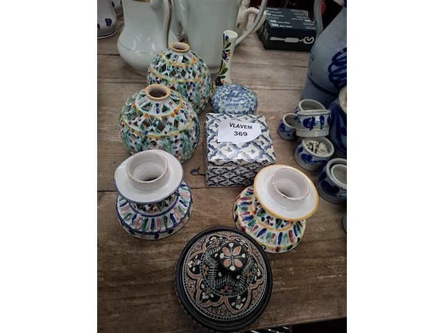 Oosterse vaasjes - afbeelding 1 van  2