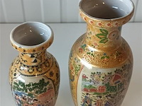 Oosterse vazen. 2 stuks - afbeelding 4 van  5