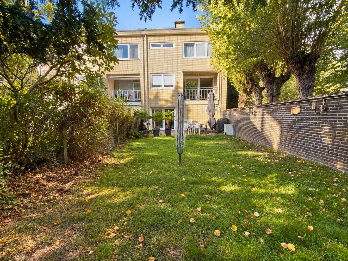 Op te frissen h.o.b. met tuin, 2050 antwerpen, bouvaertlaan 7