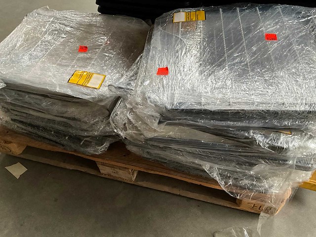 Opberg/droog rekje metaal met elastische koorden (27x) - afbeelding 5 van  5