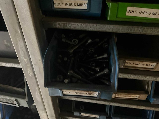 Opbergkasten met inhoud (4x) - afbeelding 21 van  22