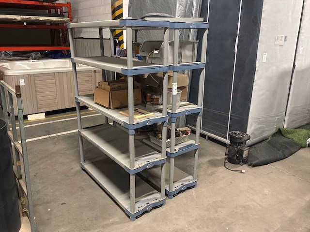 Opbergrek met inhoud (2x) - afbeelding 1 van  4