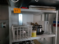 Opbergrek met inhoud - afbeelding 2 van  6