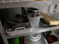 Opbergrek met inhoud - afbeelding 3 van  6