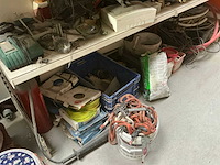 Opbergrek met inhoud - afbeelding 13 van  32