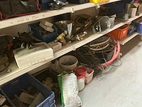 Opbergrek met inhoud - afbeelding 14 van  32