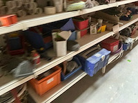 Opbergrek met inhoud - afbeelding 16 van  32