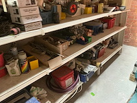 Opbergrek met inhoud - afbeelding 17 van  32