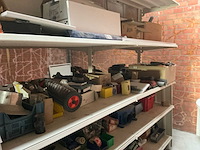 Opbergrek met inhoud - afbeelding 18 van  32