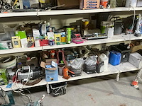 Opbergrek met inhoud - afbeelding 2 van  14