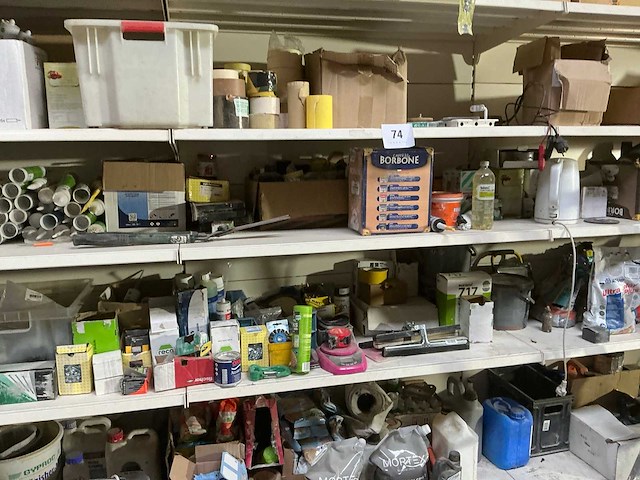 Opbergrek met inhoud - afbeelding 14 van  14