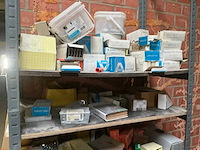 Opbergrek met inhoud - afbeelding 11 van  12